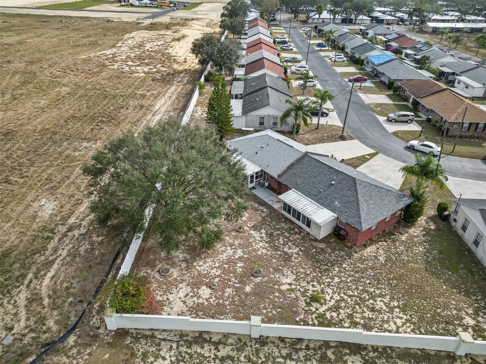 1423 THOUSAND ROSES DR N, LAKE WALES, FL, 33853