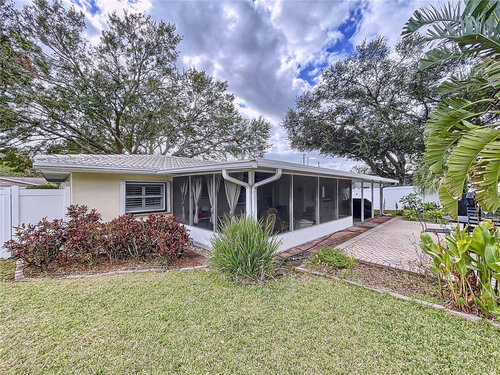1216 LOTUS PATH, CLEARWATER, FL, 33756