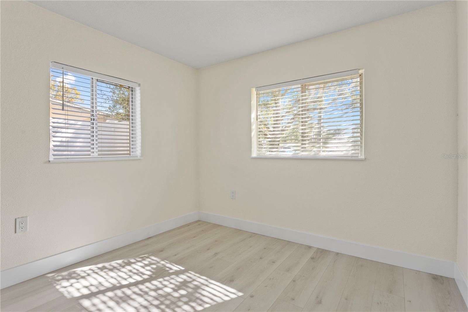6909 DIMARCO RD, TAMPA, FL, 33634