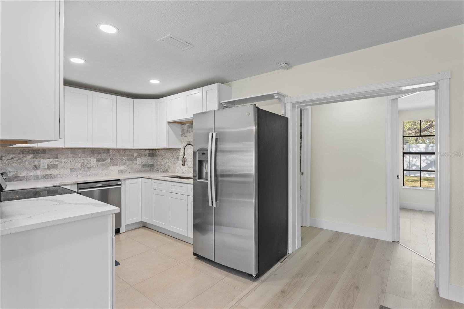 6909 DIMARCO RD, TAMPA, FL, 33634