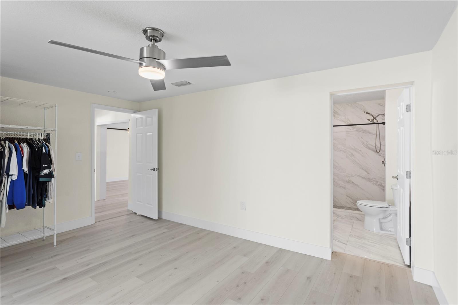 6909 DIMARCO RD, TAMPA, FL, 33634