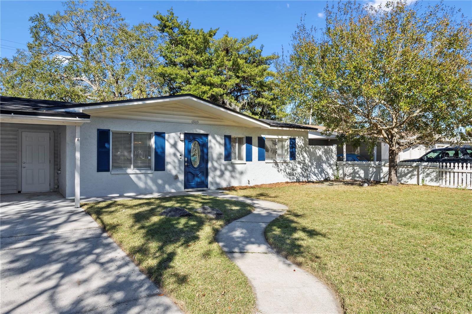 6909 DIMARCO RD, TAMPA, FL, 33634