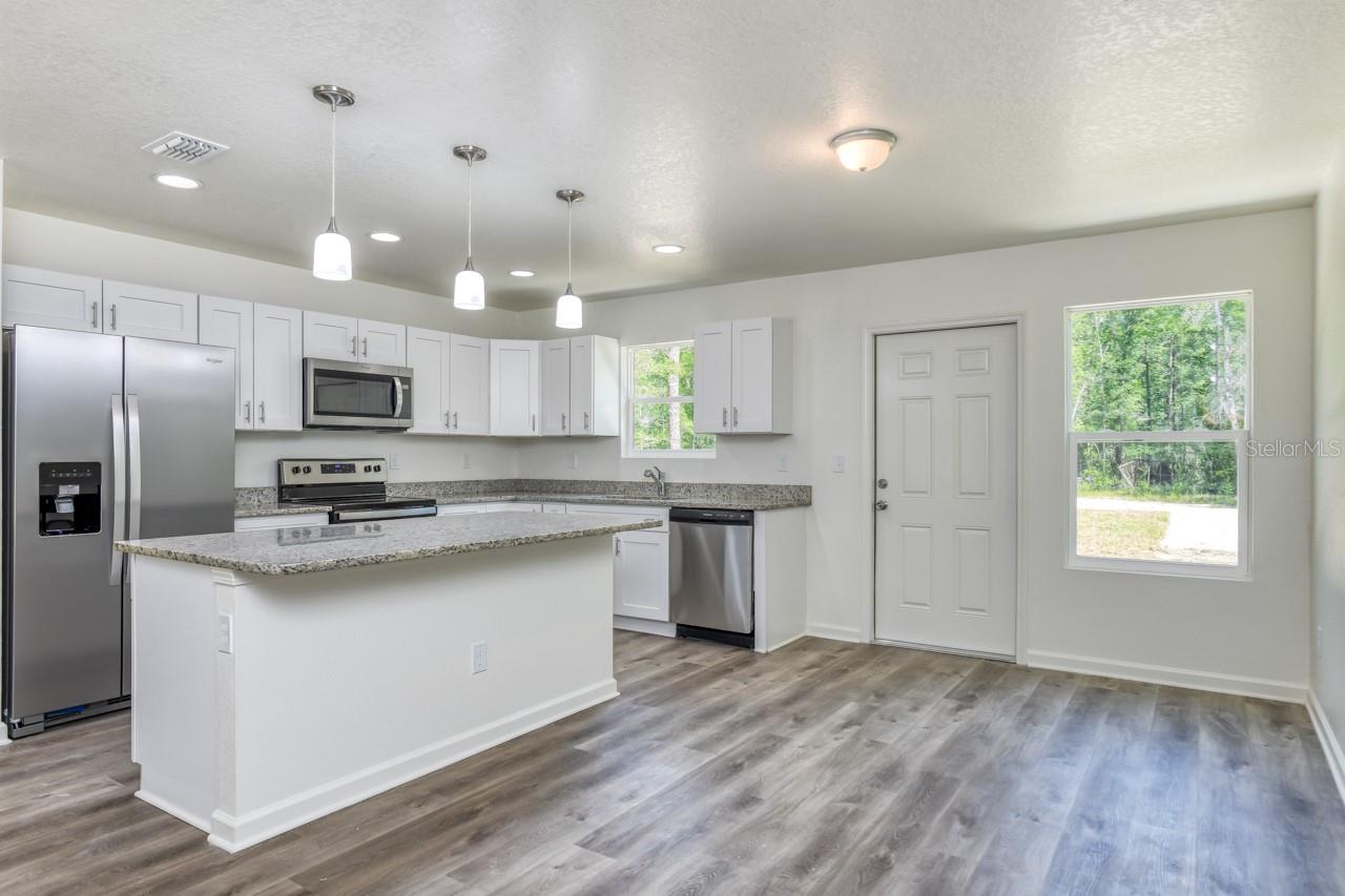 10110 OLIVER AVE, HASTINGS, FL, 32145