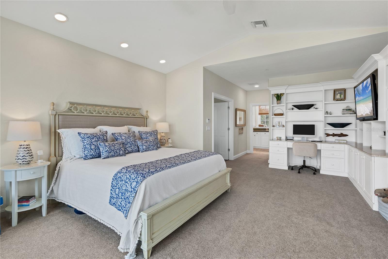 D6140022 Property Photo