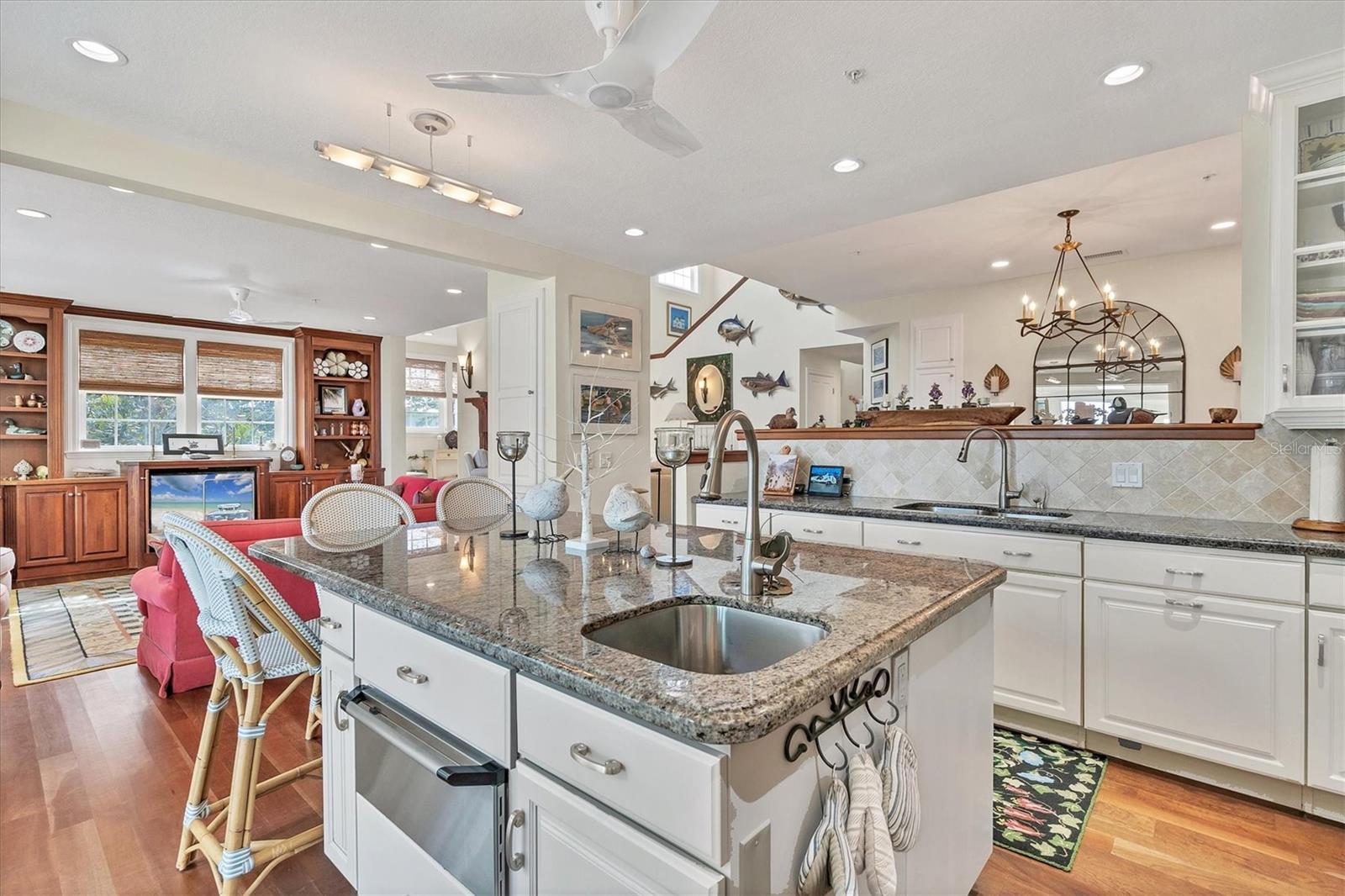 D6140022 Property Photo