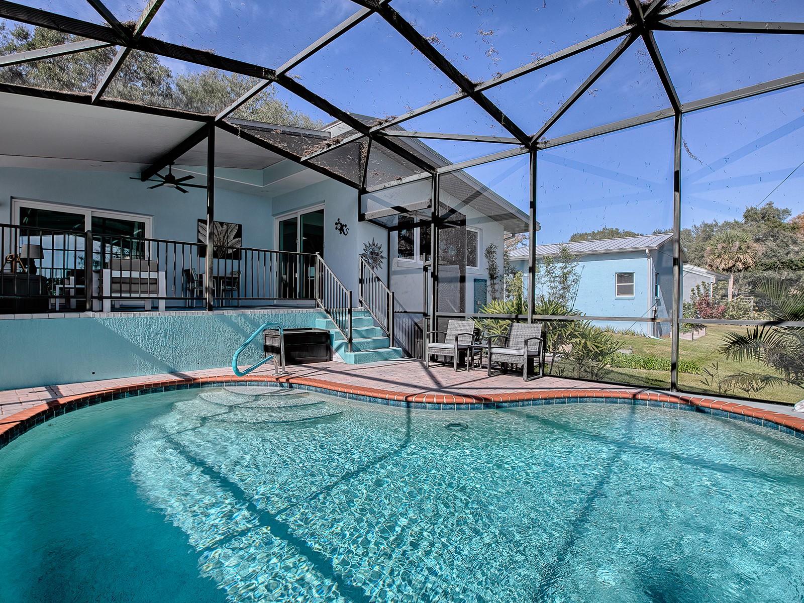 908 N LAKESHORE BLVD, HOWEY IN THE HILLS, FL, 34737