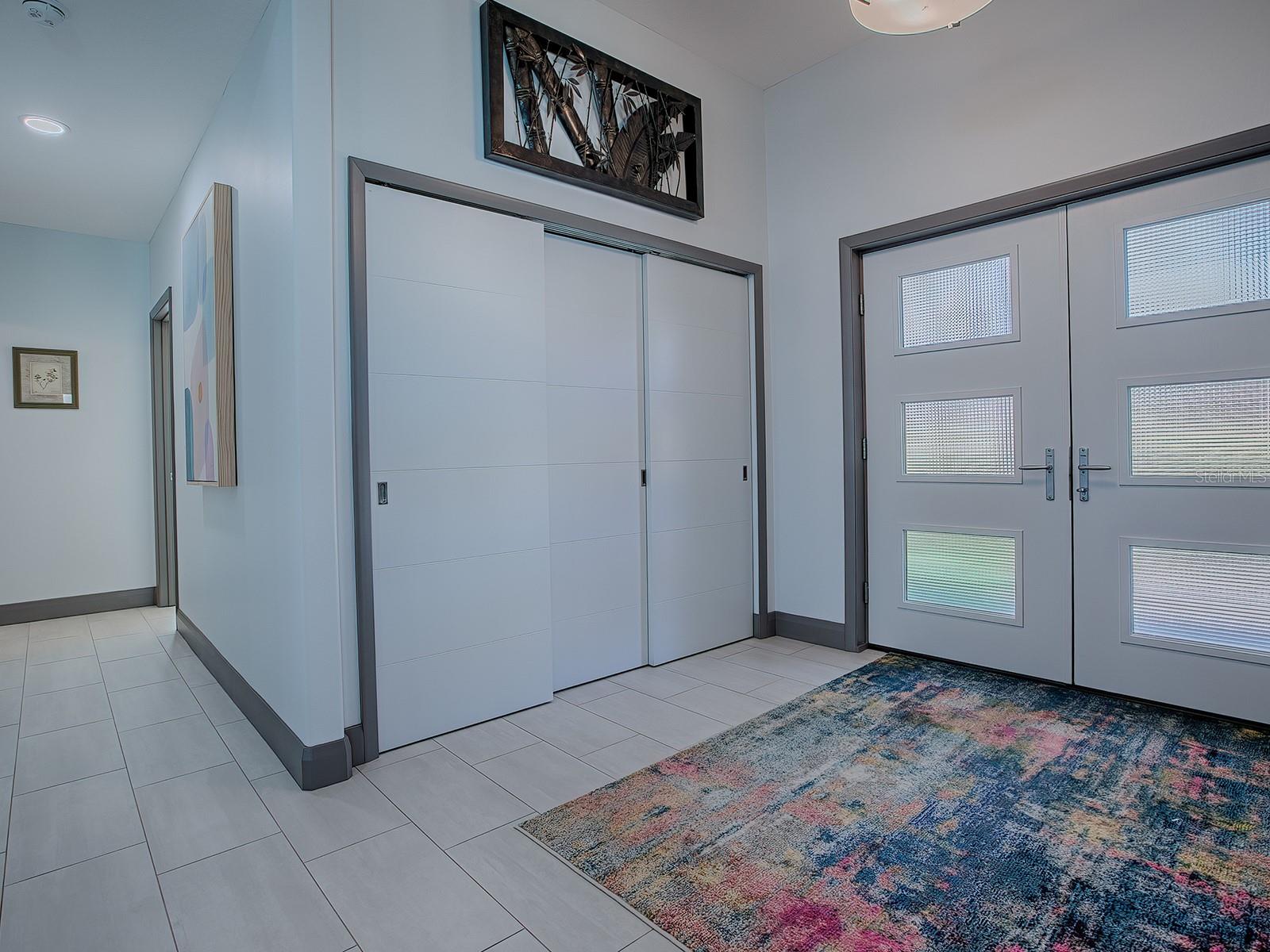 908 N LAKESHORE BLVD, HOWEY IN THE HILLS, FL, 34737
