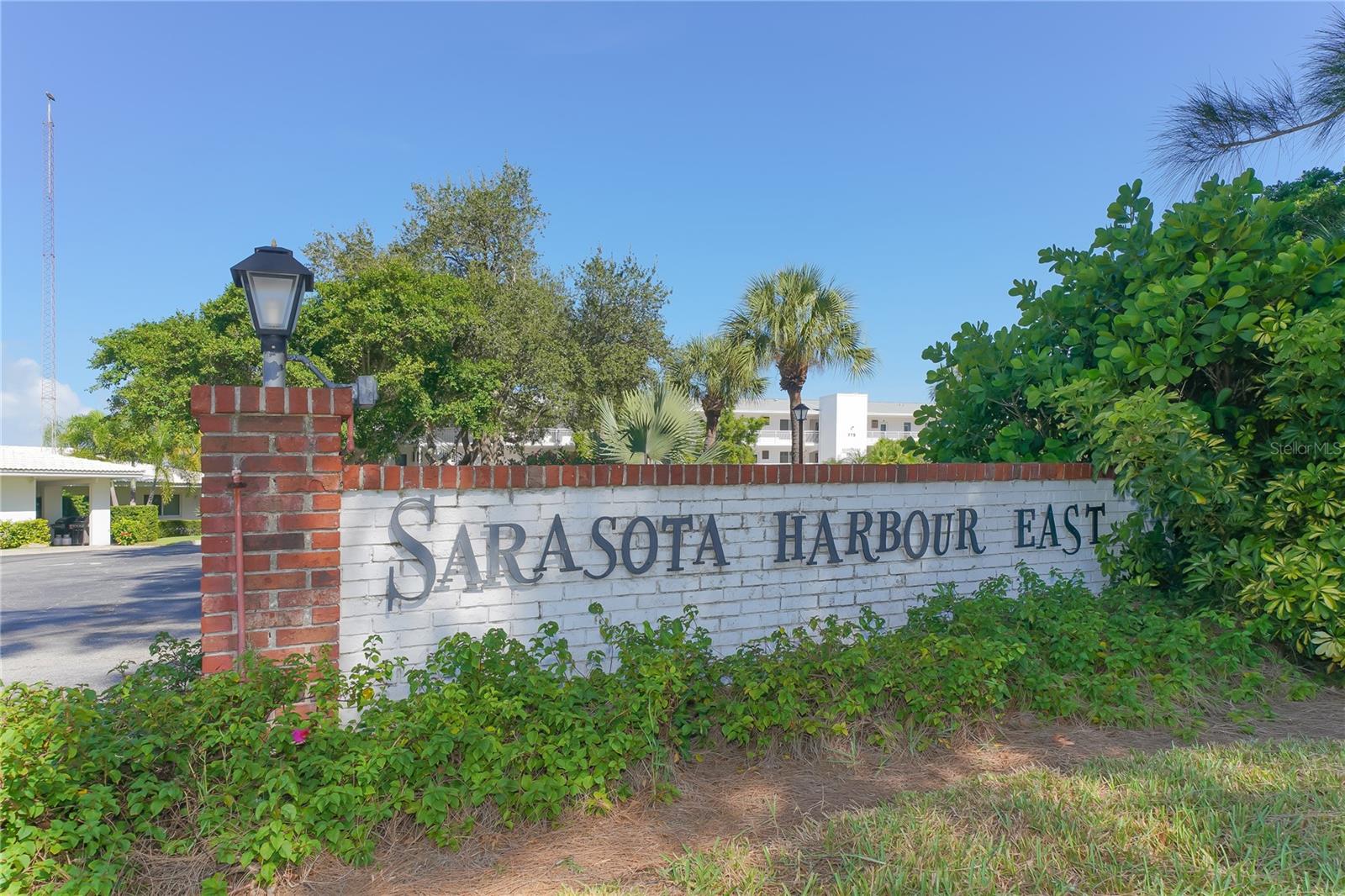 777 JOHN RINGLING BLVD #2, SARASOTA, FL, 34236