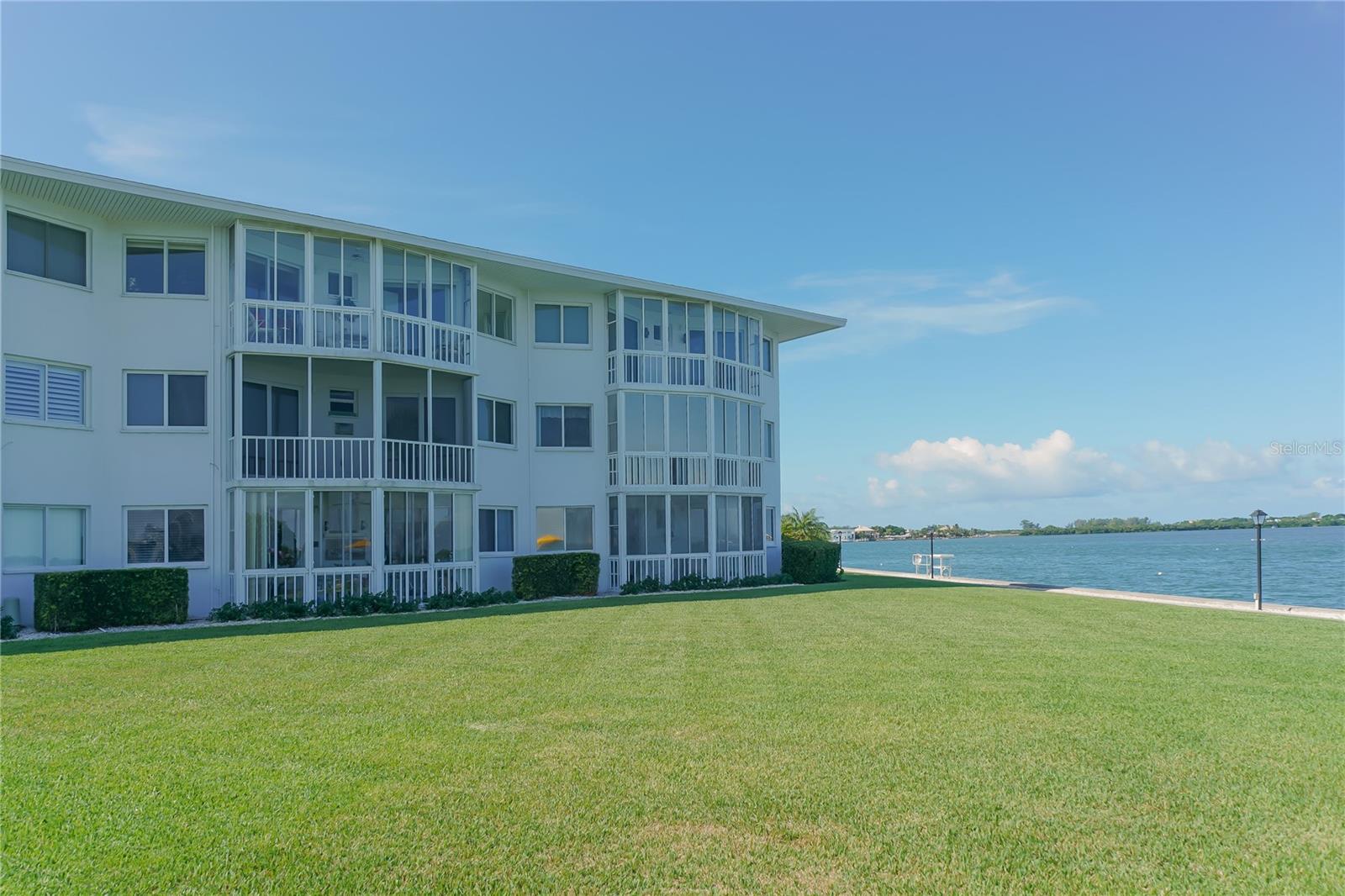 777 JOHN RINGLING BLVD #2, SARASOTA, FL, 34236