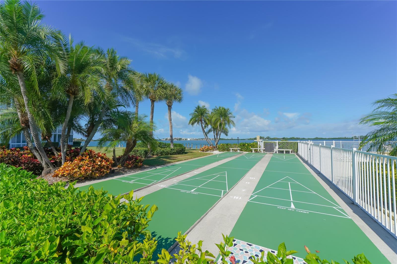777 JOHN RINGLING BLVD #2, SARASOTA, FL, 34236