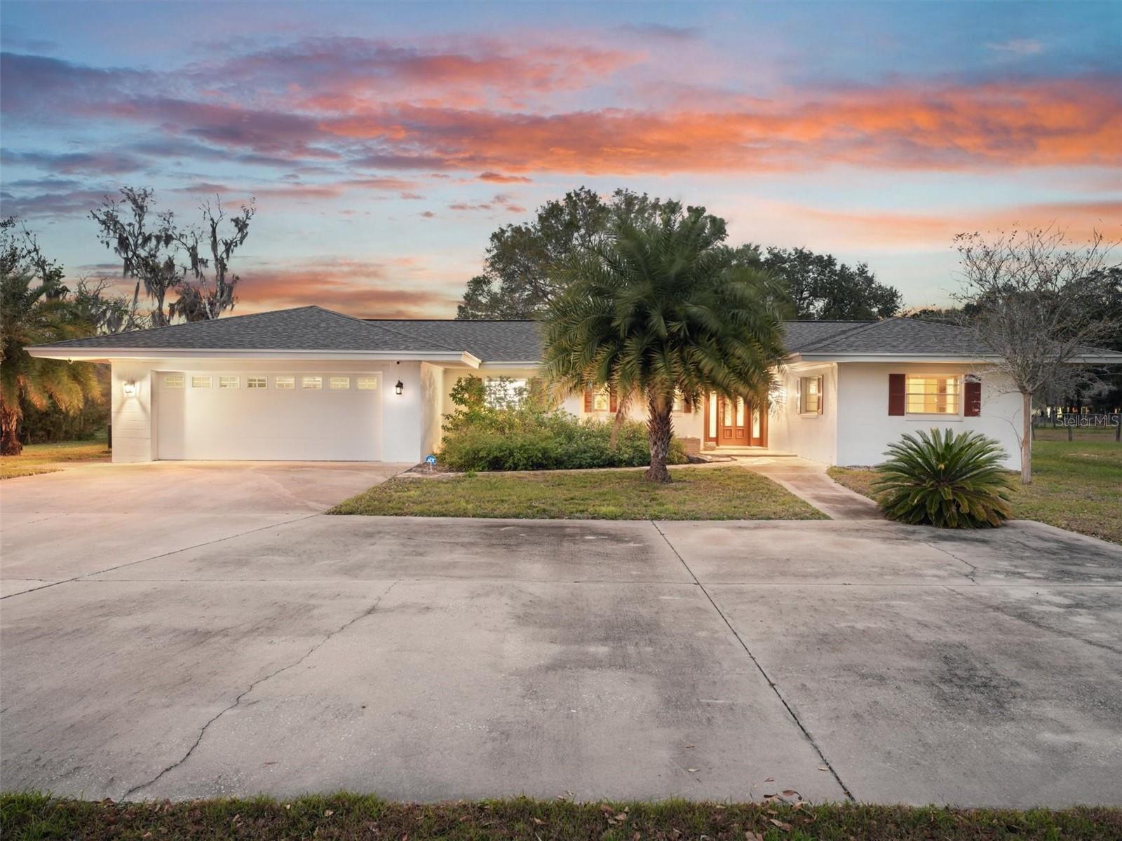 1045 CARTER RD, DELAND, FL, 32724