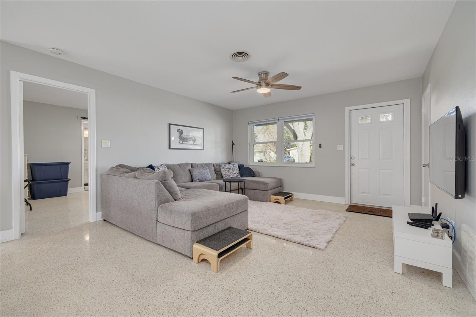 1534 78TH AVE N, ST PETERSBURG, FL, 33702