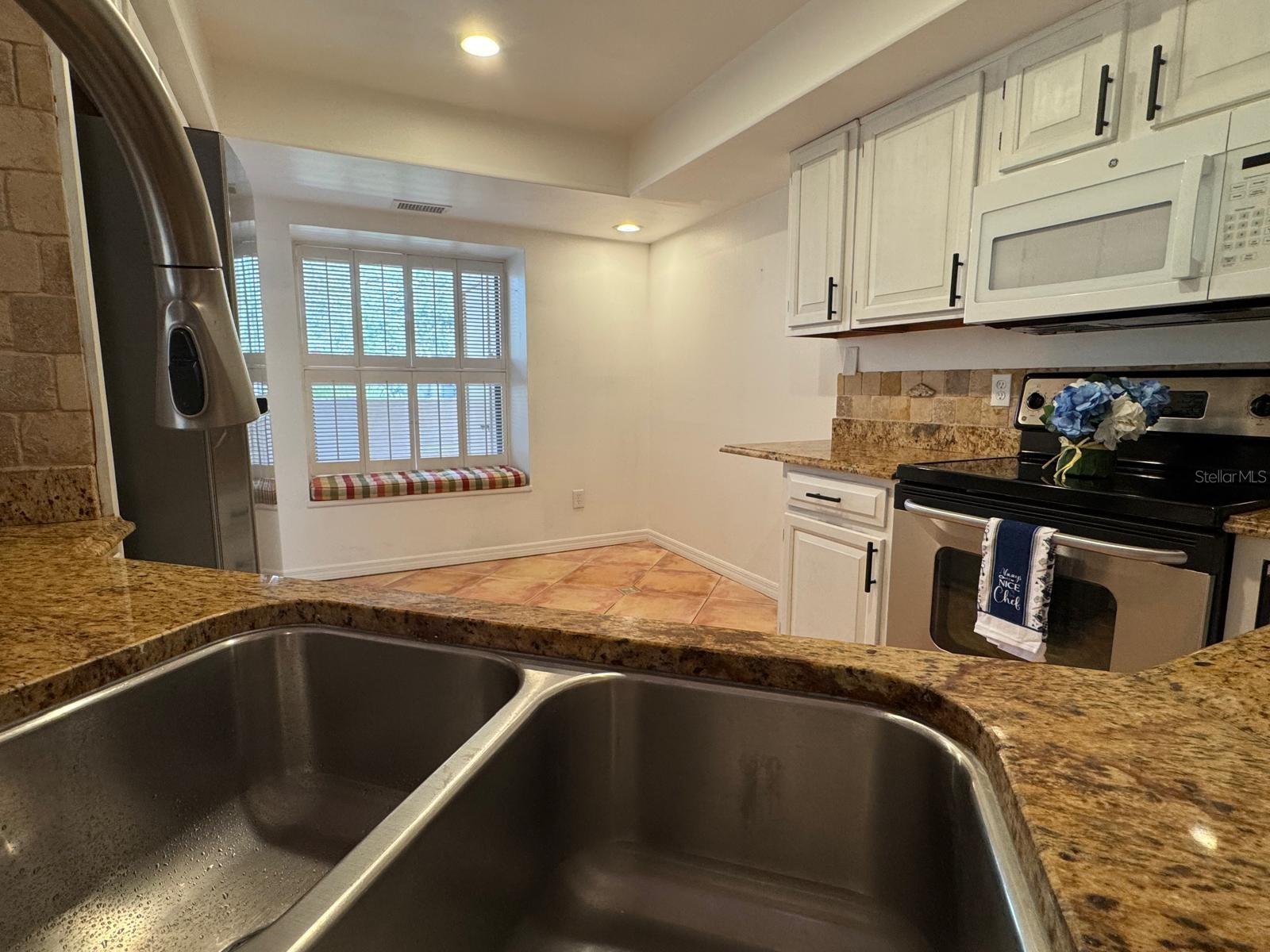 1112 LAKE WILLISARA CIR #GE, ORLANDO, FL, 32806