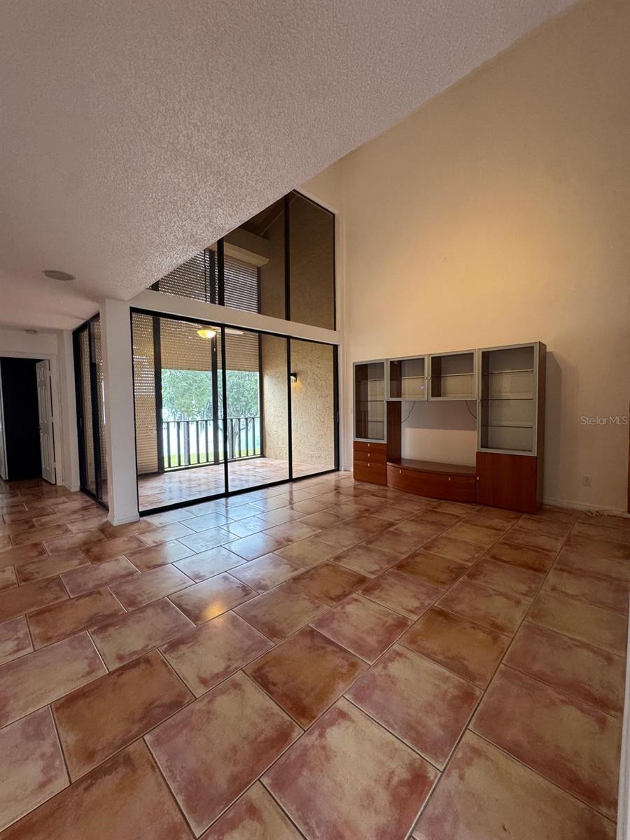 1112 LAKE WILLISARA CIR #GE, ORLANDO, FL, 32806