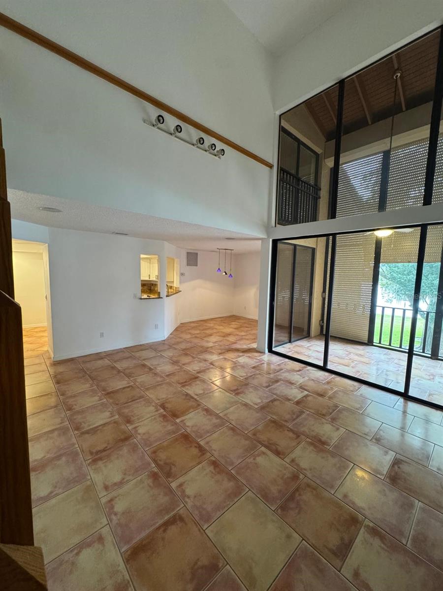 1112 LAKE WILLISARA CIR #GE, ORLANDO, FL, 32806
