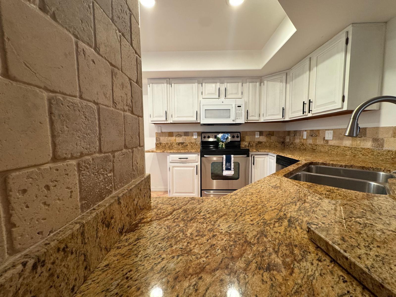 1112 LAKE WILLISARA CIR #GE, ORLANDO, FL, 32806