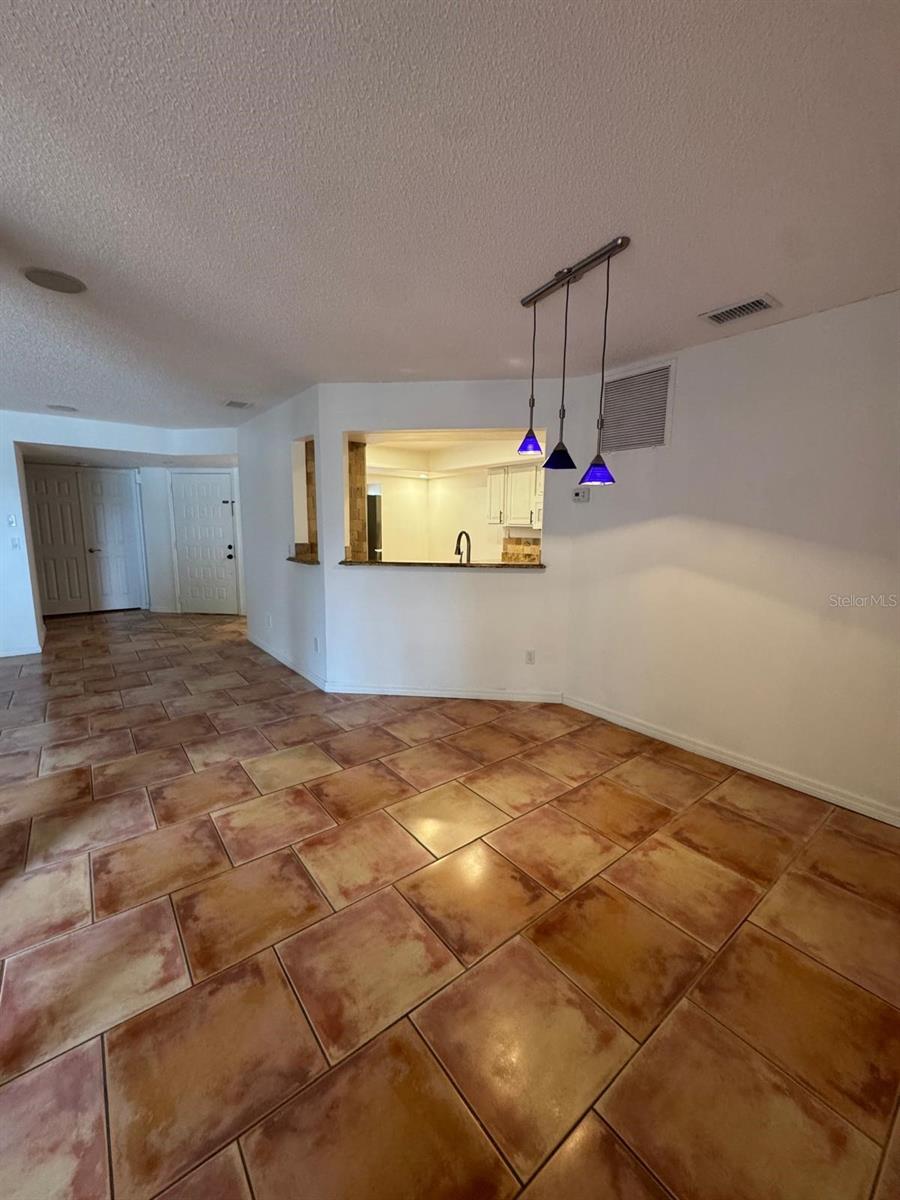 1112 LAKE WILLISARA CIR #GE, ORLANDO, FL, 32806