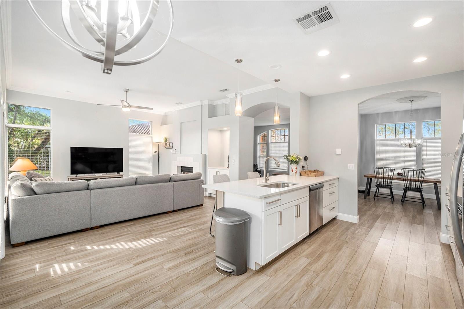 8703 CYPRESS MILL CT, TAMPA, FL, 33647