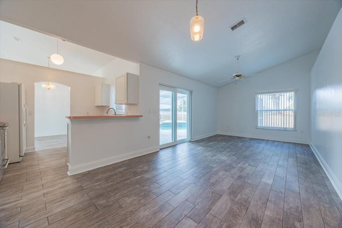 114 BATTLEGROVE DR, DAVENPORT, FL, 33896