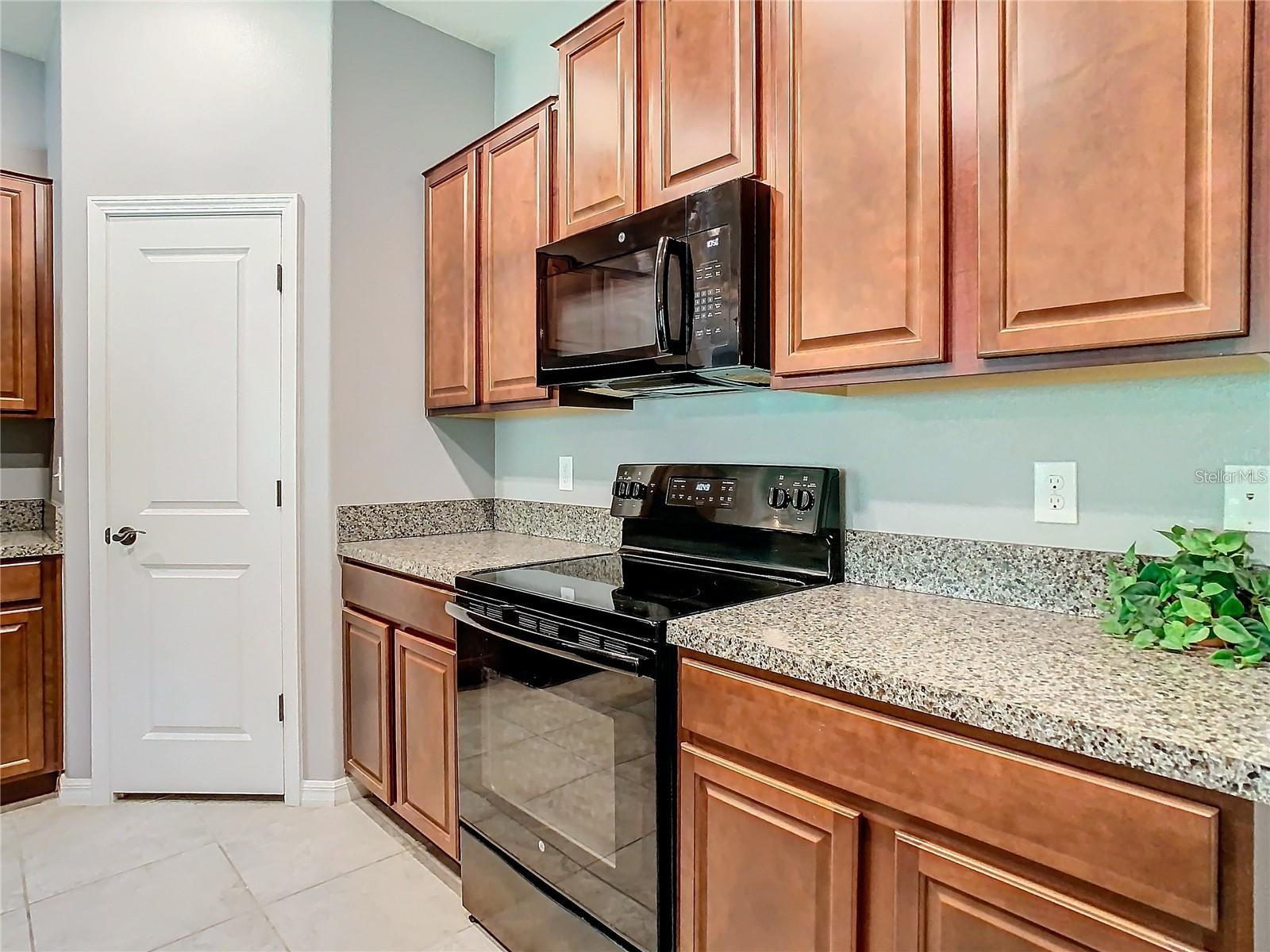 16635 MYRTLE SAND DR, WIMAUMA, FL, 33598