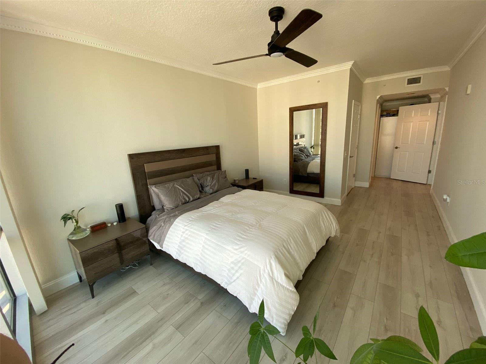 322 E CENTRAL BLVD #1811, ORLANDO, FL, 32801
