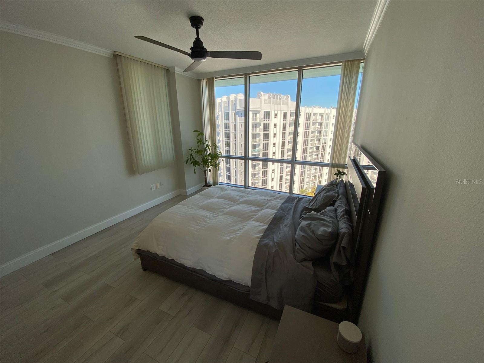 322 E CENTRAL BLVD #1811, ORLANDO, FL, 32801