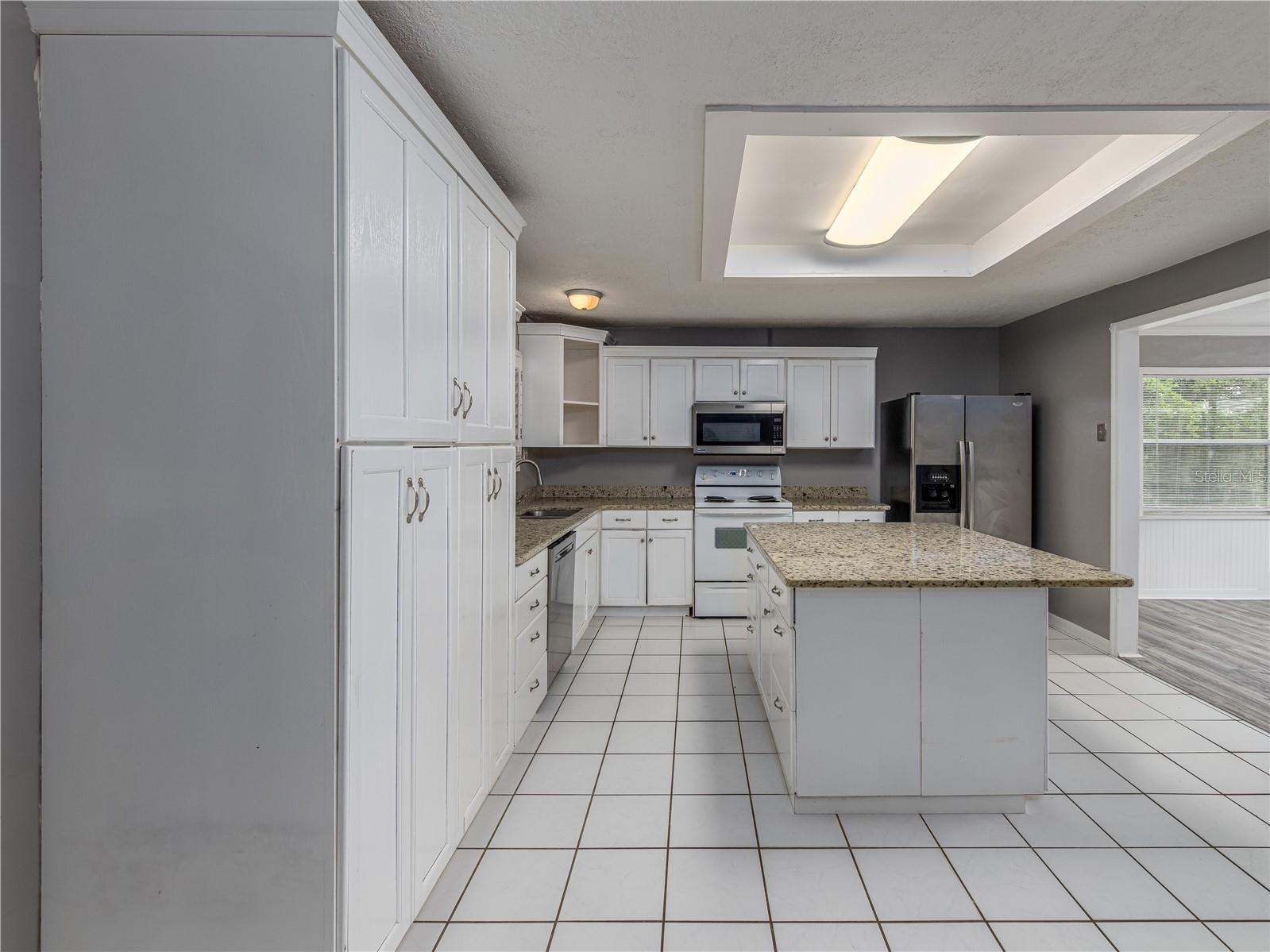 34027 SAINT JOE RD, DADE CITY, FL, 33525