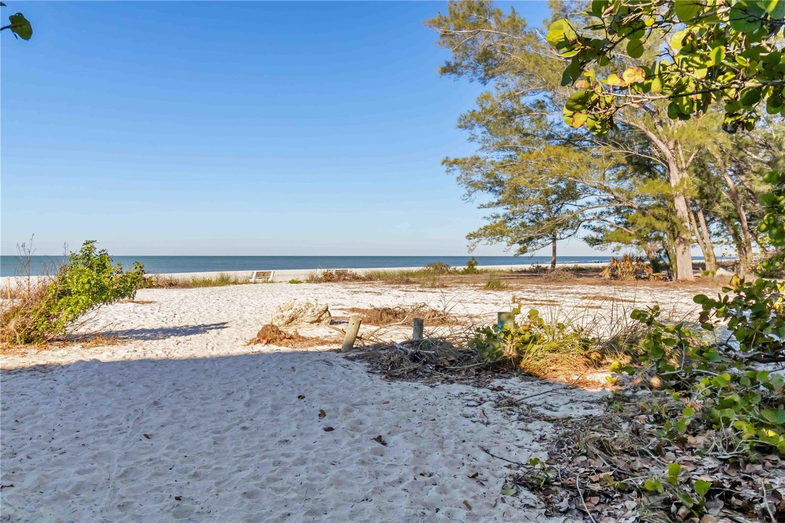 128 51ST ST #A, HOLMES BEACH, FL, 34217