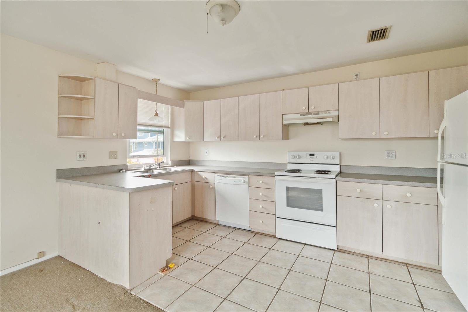 128 51ST ST #A, HOLMES BEACH, FL, 34217