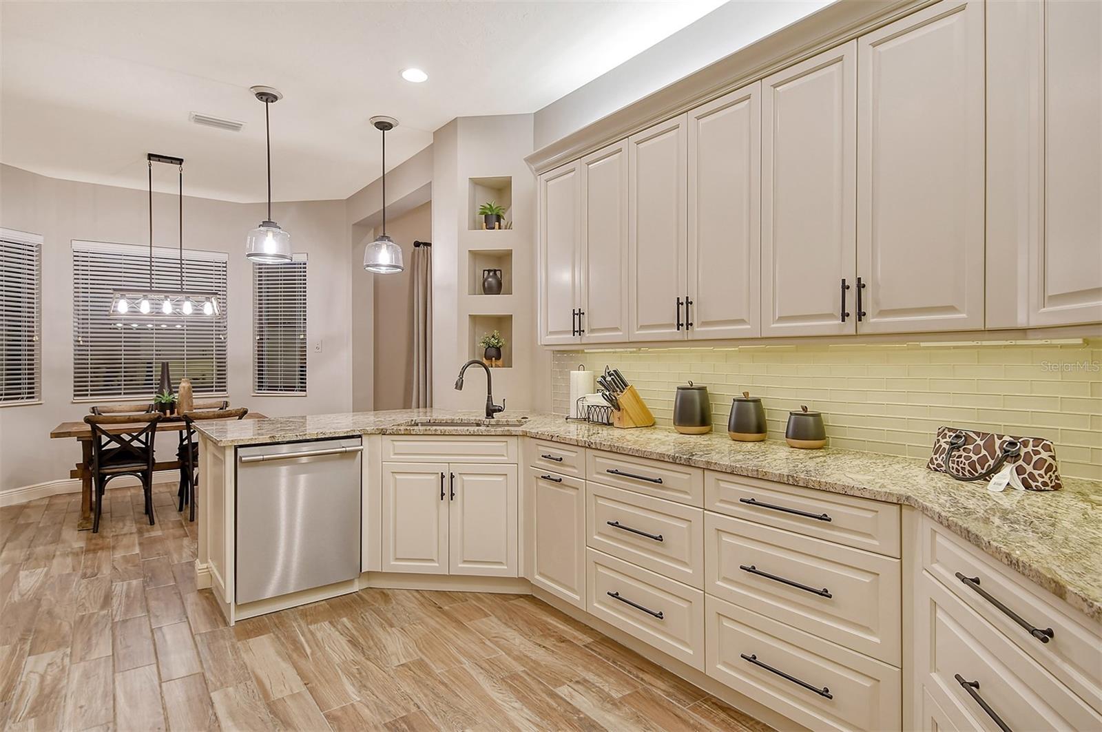 7312 RIVIERA CV, LAKEWOOD RANCH, FL, 34202