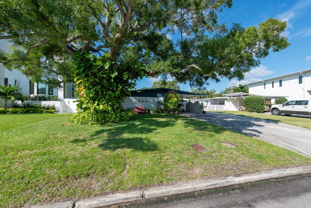 604 DANUBE AVE, TAMPA, FL, 33606
