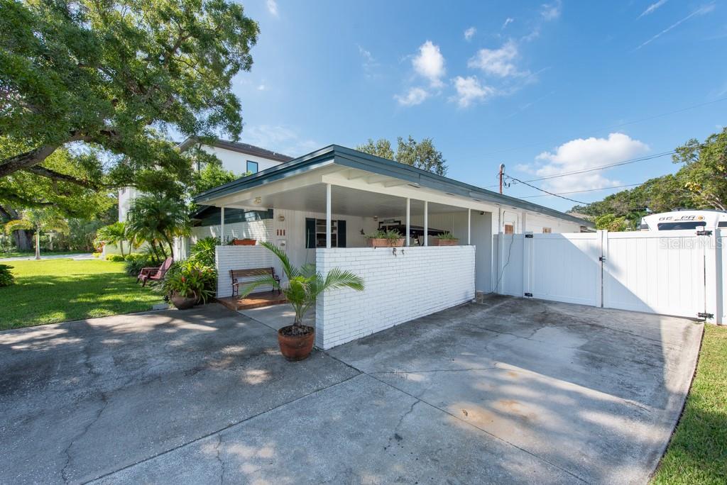 604 DANUBE AVE, TAMPA, FL, 33606