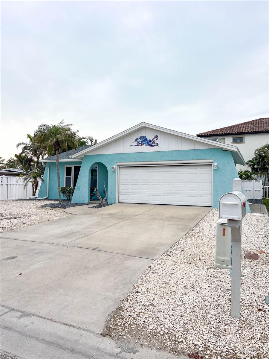 17594 1ST ST E, REDINGTON SHORES, FL, 33708