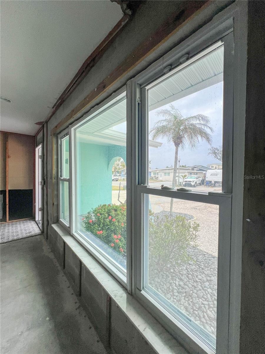 17594 1ST ST E, REDINGTON SHORES, FL, 33708