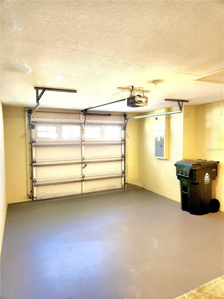 615 VILLA CT, CLERMONT, FL, 34711