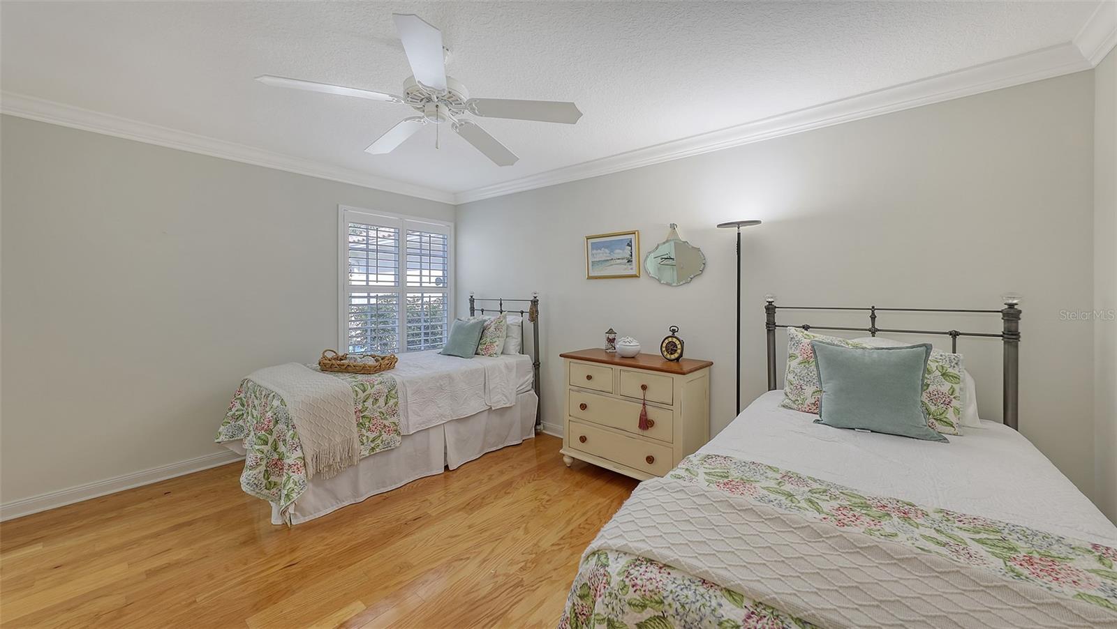 A4635837 Property Photo