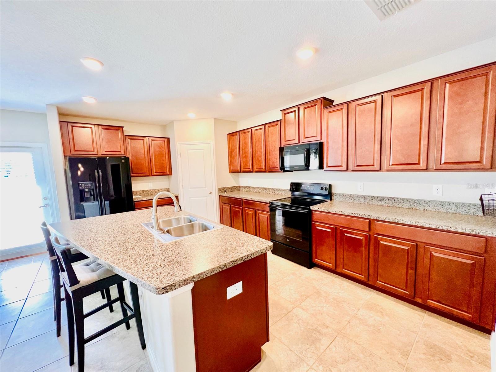 10231 BOGGY MOSS DR, RIVERVIEW, FL, 33578