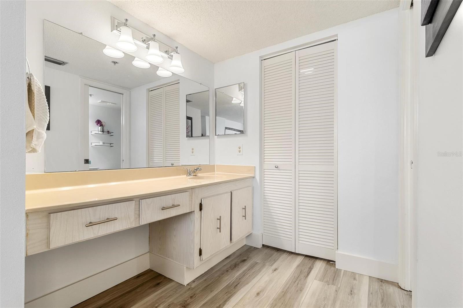 6265 SUN BLVD #1201, ST PETERSBURG, FL, 33715