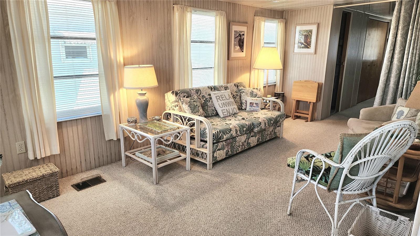 A4635845 Property Photo