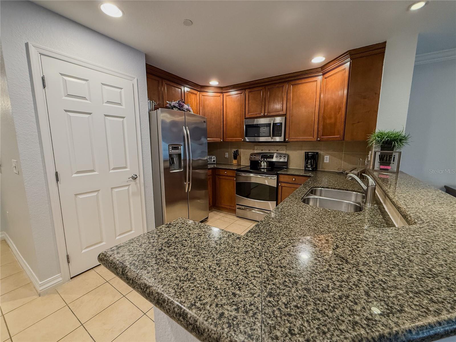 7650 WHISPER WAY #102, REUNION, FL, 34747