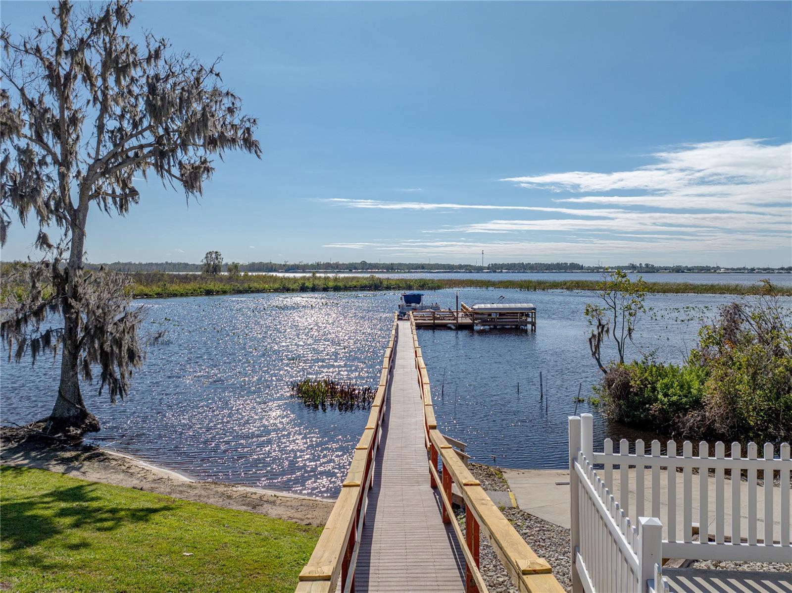 422 HARBOURVIEW DR, HAINES CITY, FL, 33844
