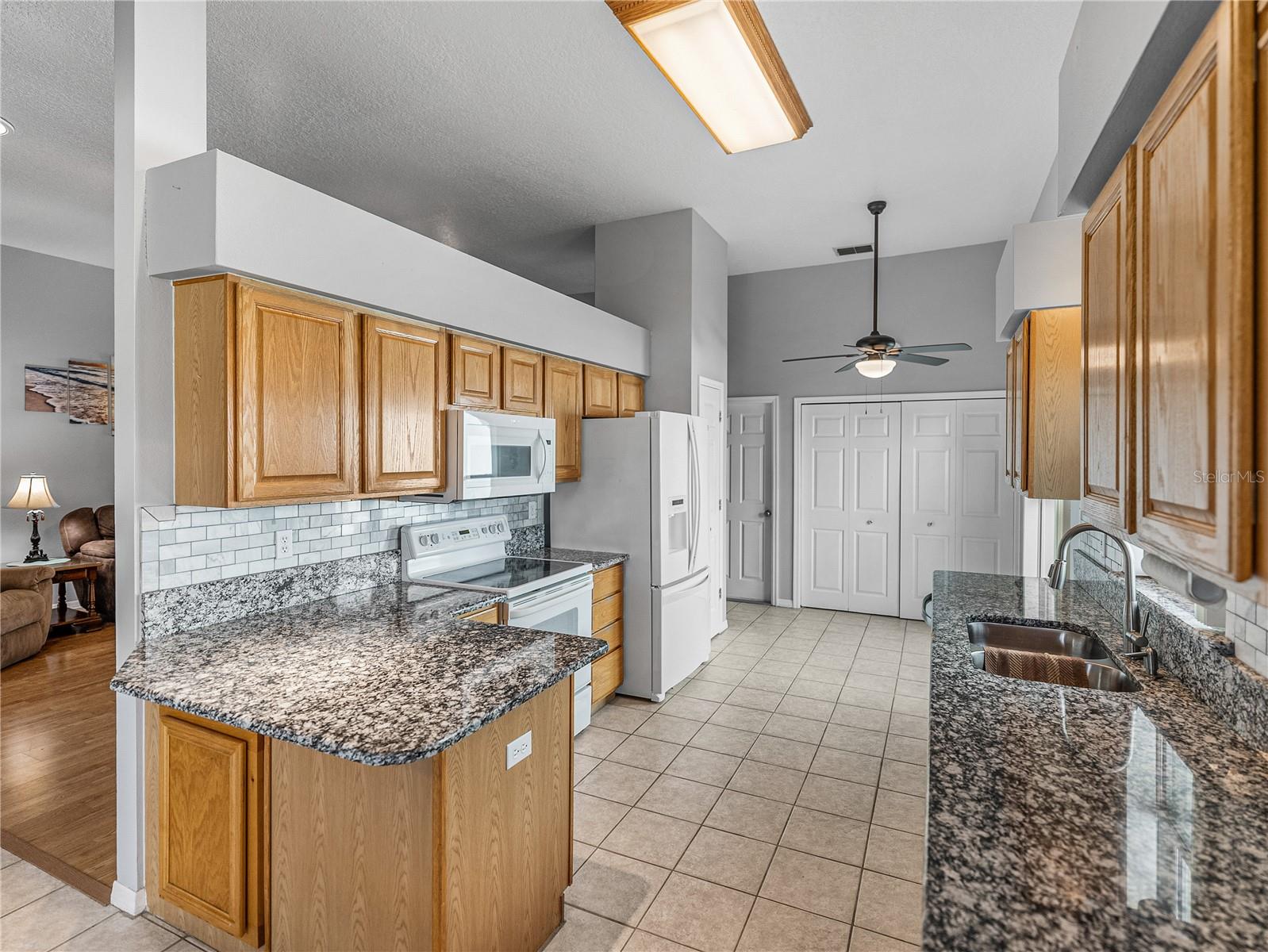 422 HARBOURVIEW DR, HAINES CITY, FL, 33844