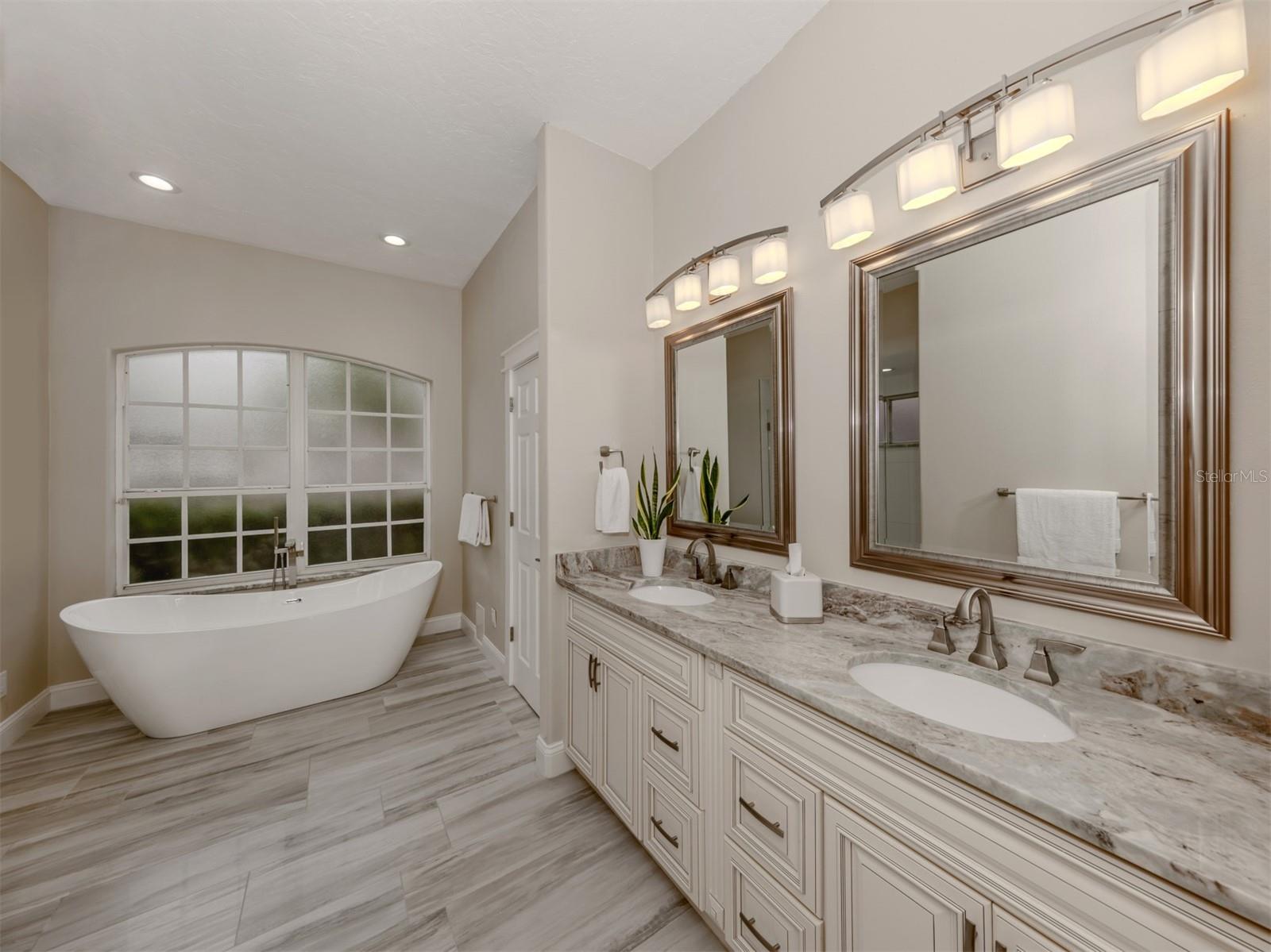 4539 LONGSPUR LN, SARASOTA, FL, 34238