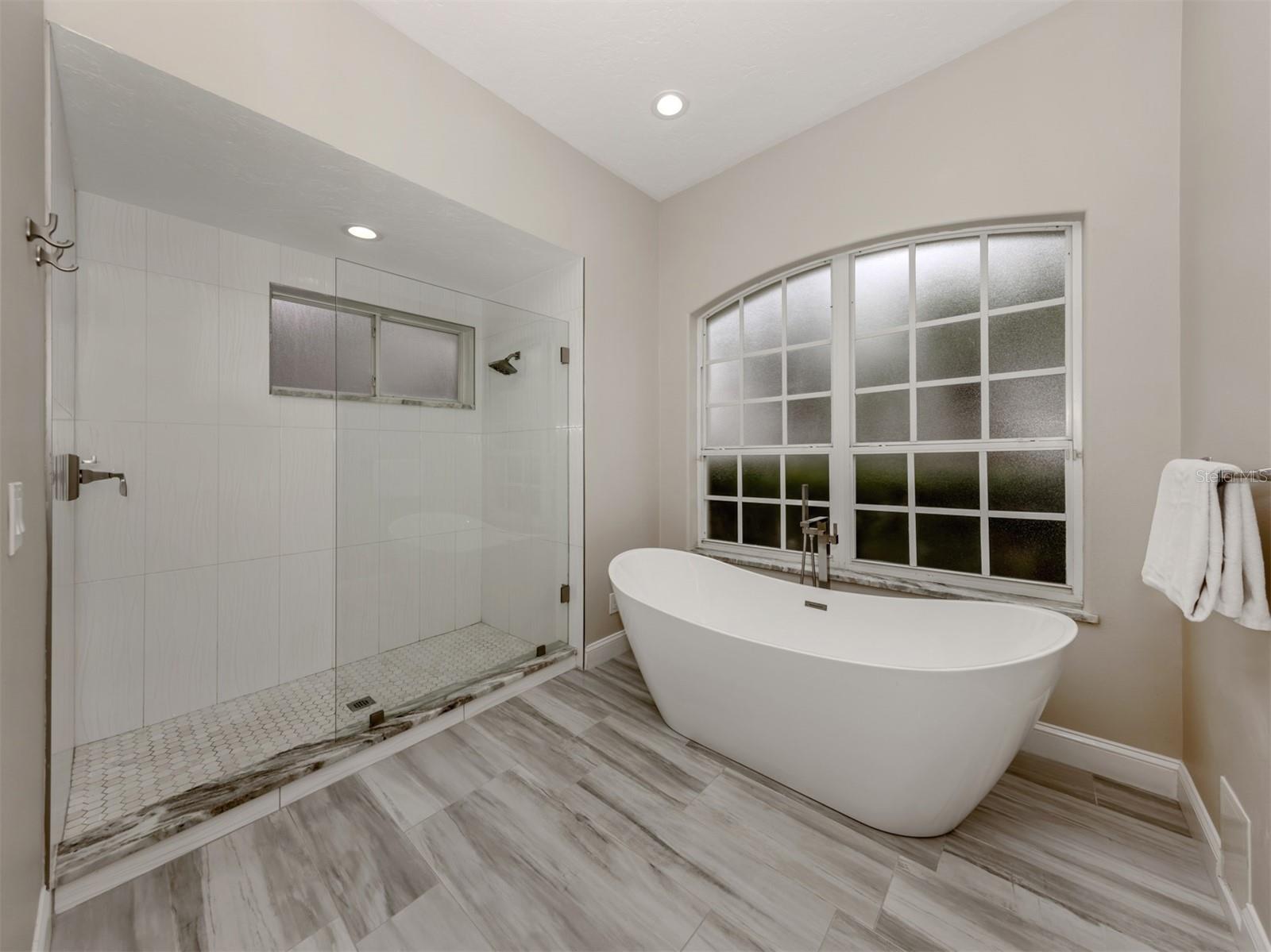 4539 LONGSPUR LN, SARASOTA, FL, 34238
