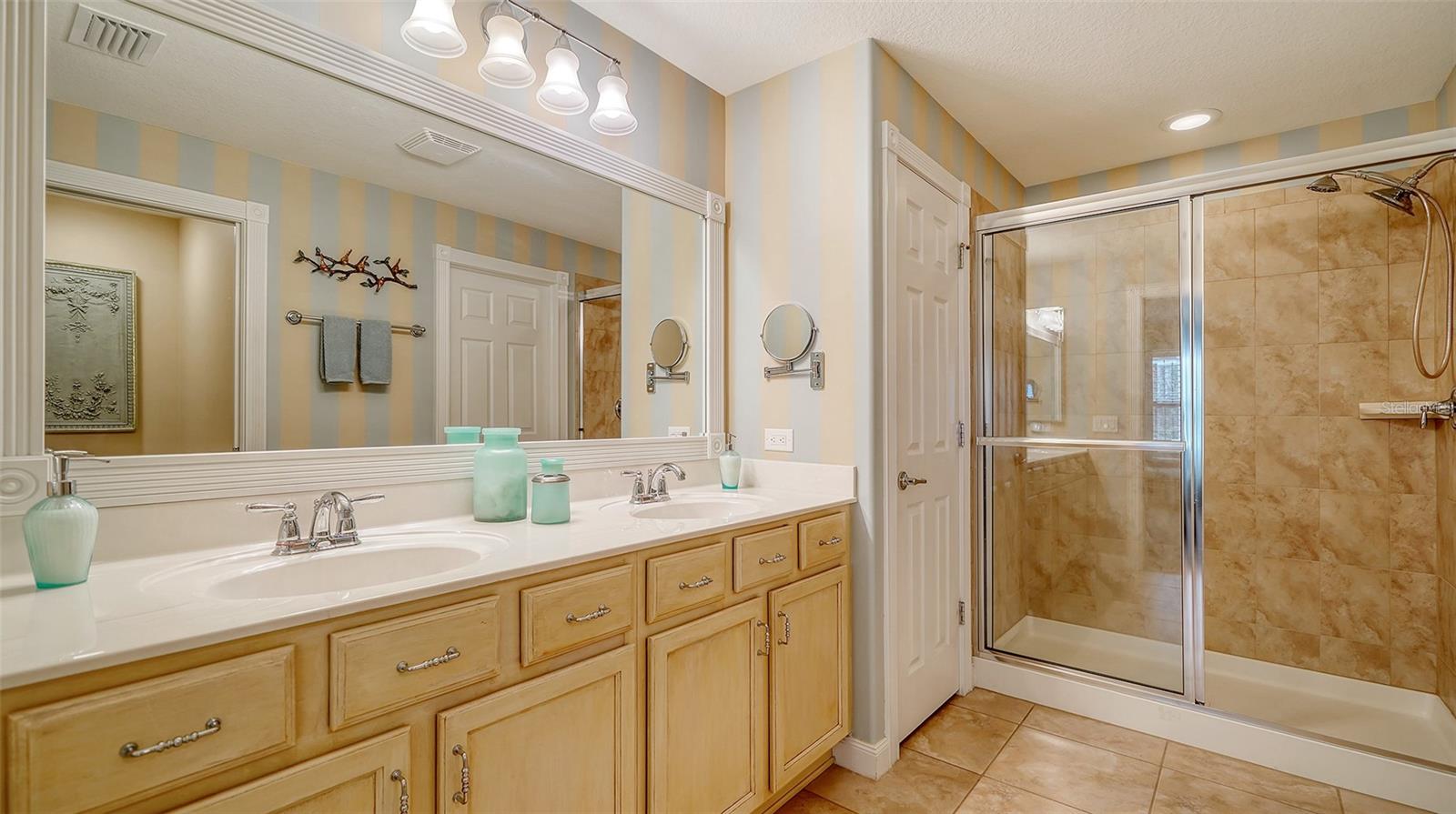 5890 GUARINO DR, SARASOTA, FL, 34238