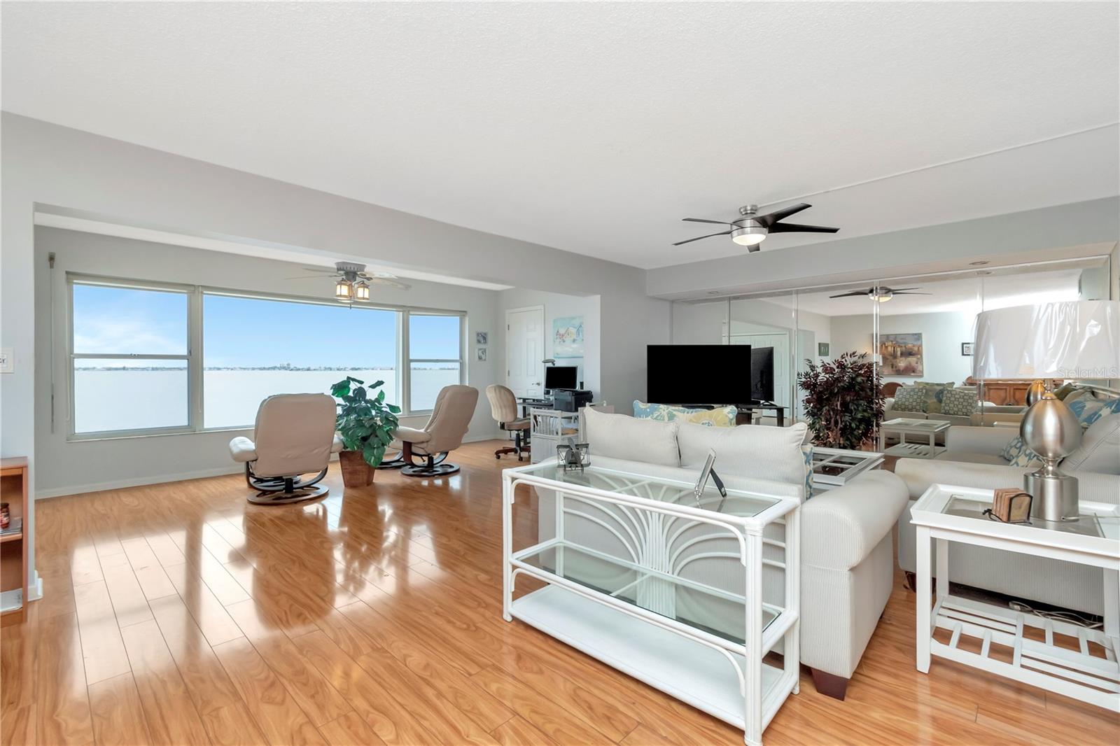 5900 SHORE BLVD S #409, GULFPORT, FL, 33707