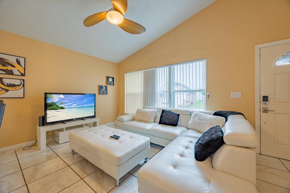 909 BELVOIR DR, DAVENPORT, FL, 33837