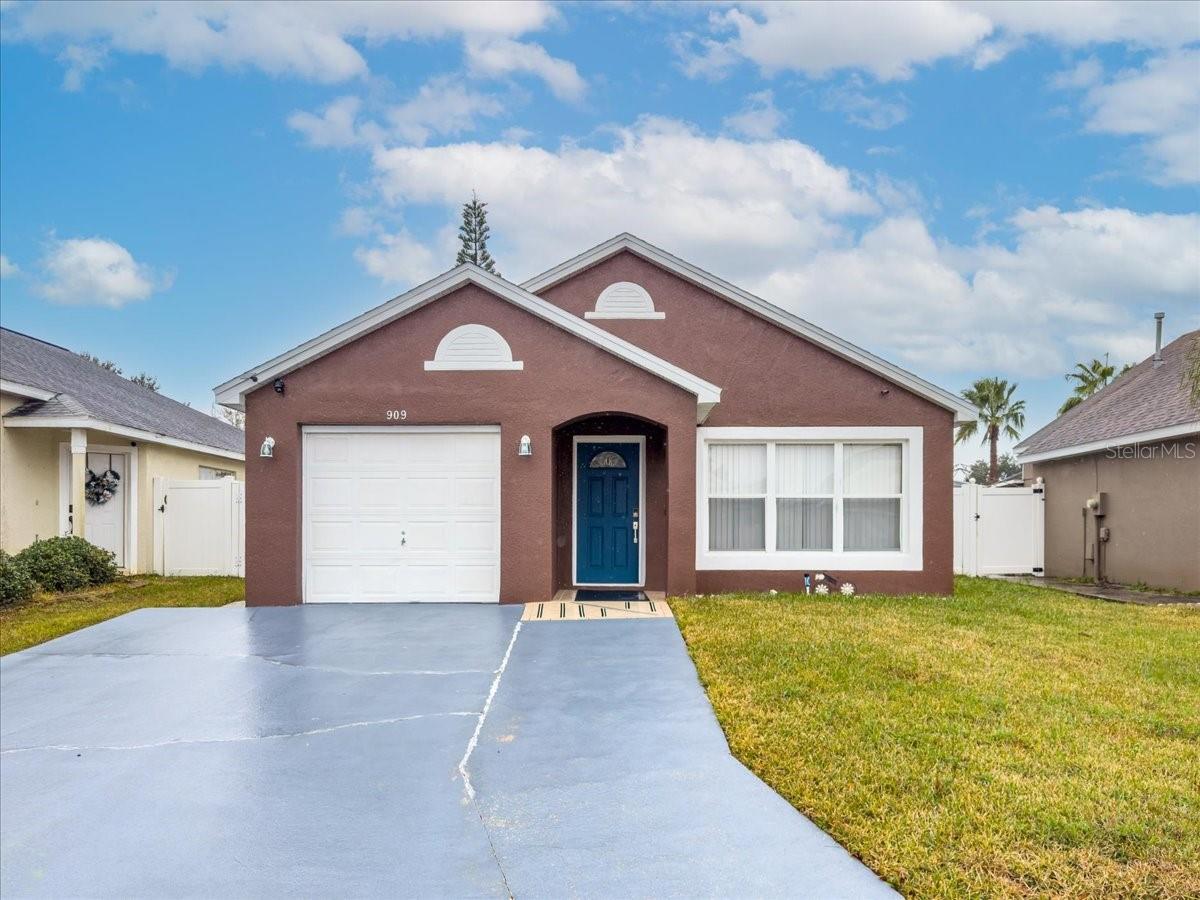 909 BELVOIR DR, DAVENPORT, FL, 33837