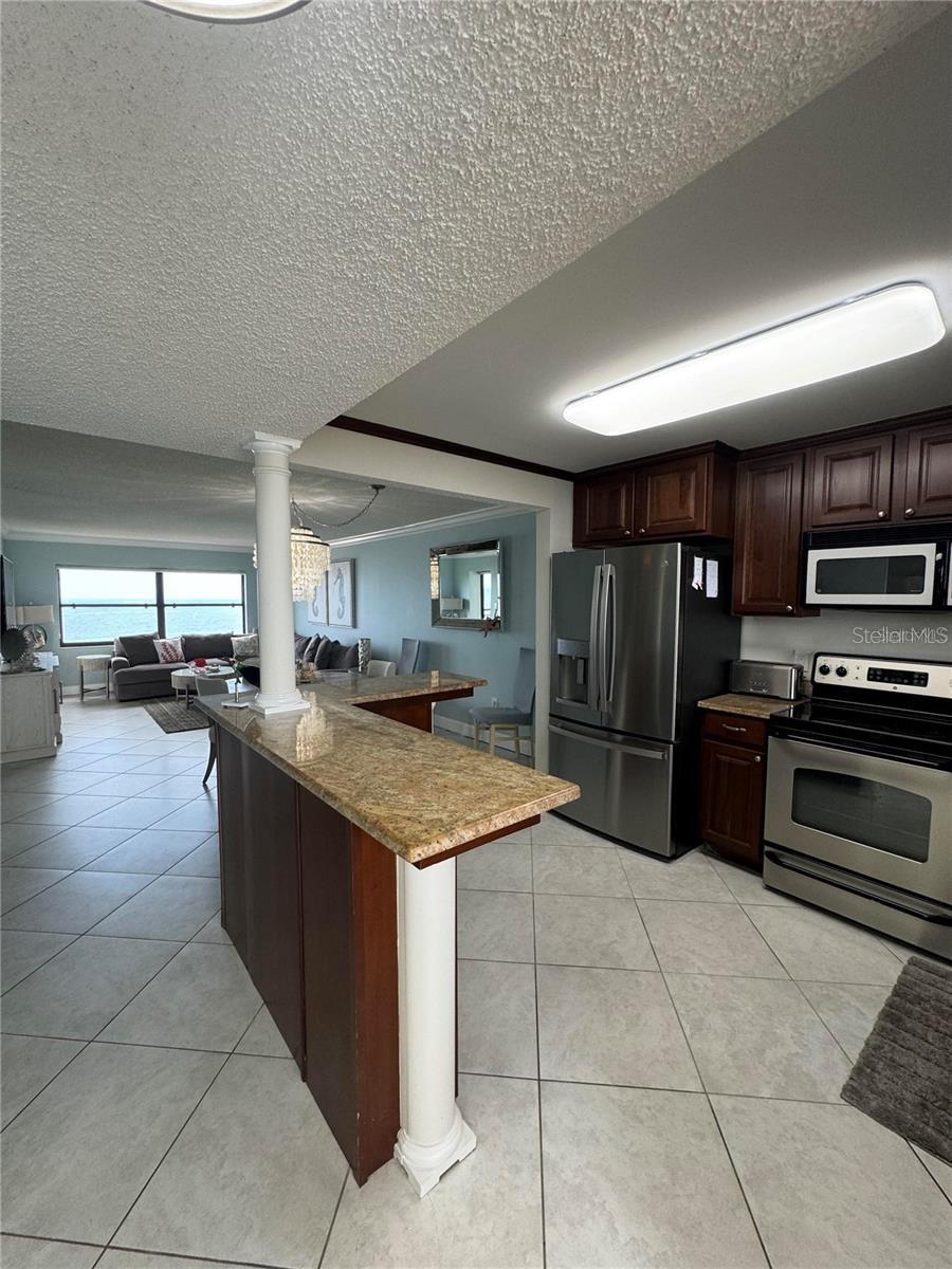 1270 GULF BLVD #1206, CLEARWATER BEACH, FL, 33767