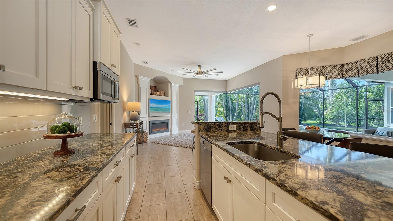 8994 WILDLIFE LOOP, SARASOTA, FL, 34238